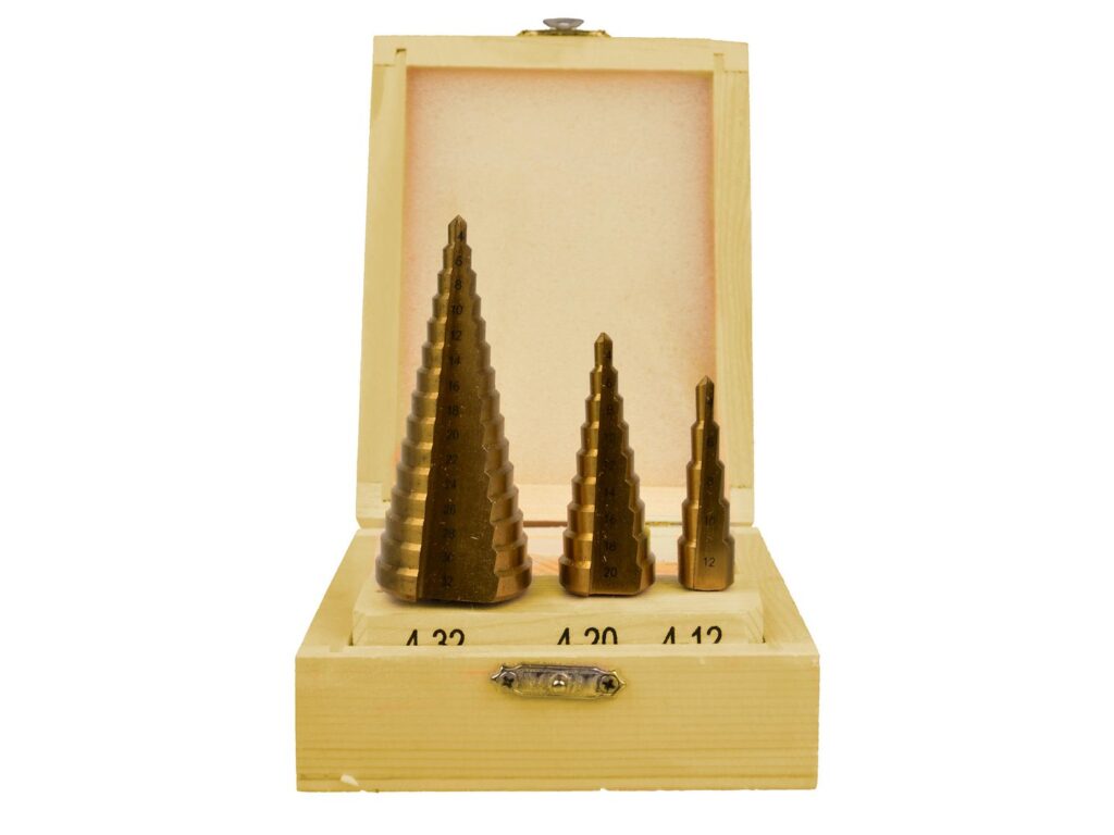 Titaankattega astepuuride komplekt 3 tk G38502