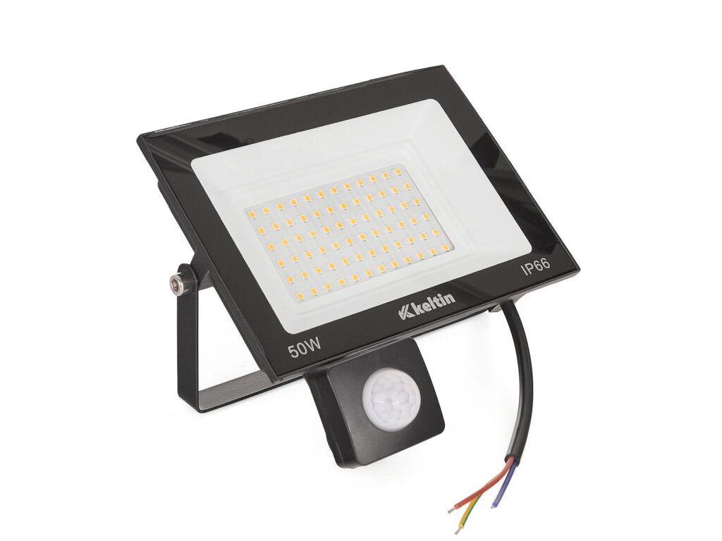 LED prožektor 50W liikumisanduriga — soe valge 2700K