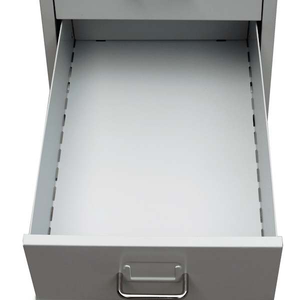 Metallist kontorikapp 5 sahtliga, hall 68,5 cm, teras