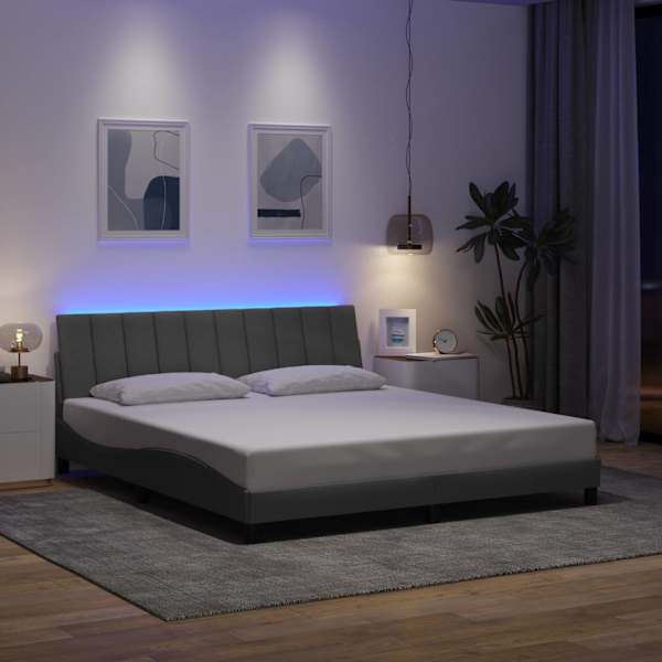 LED-valgustusega voodiraam, helehall, 180 × 200 cm, kangas — mudel 3310475