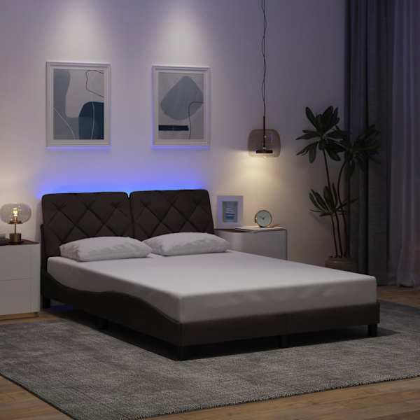 LED-valgustusega voodiraam, tumepruun, 140 × 200 cm, kangas — mudel 3310674