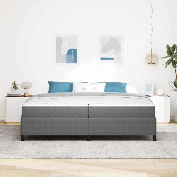 Voodiraam koos madratsiga, helehall, 200 × 200 cm, kangas — mudel 3399140